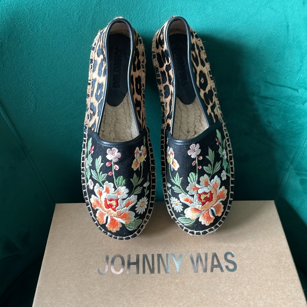 NWT Johnny Was Espadrilles size 7 - Picture 1 of 6